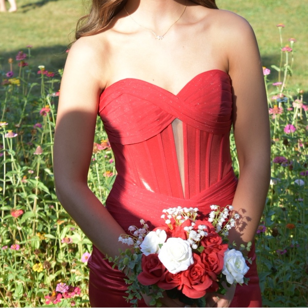Elegant Strapless Red Dress